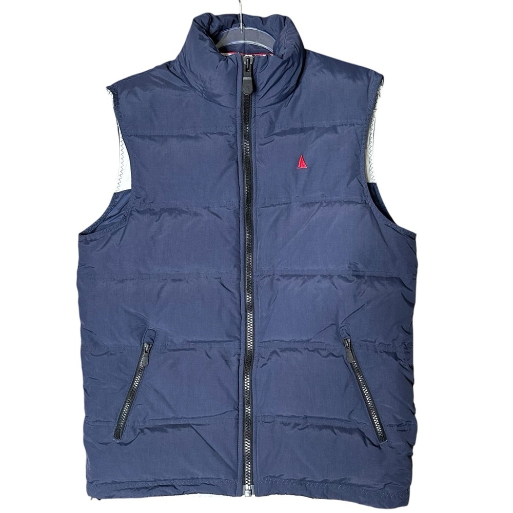 Musto Ocean Outfitters Men’s Navy Puffer Vest. Size Medium
